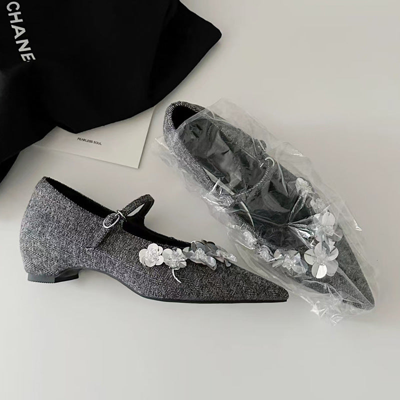 Damen Ballerina-Schuhe mit floralen Applikationen und elegantem Riemen EB