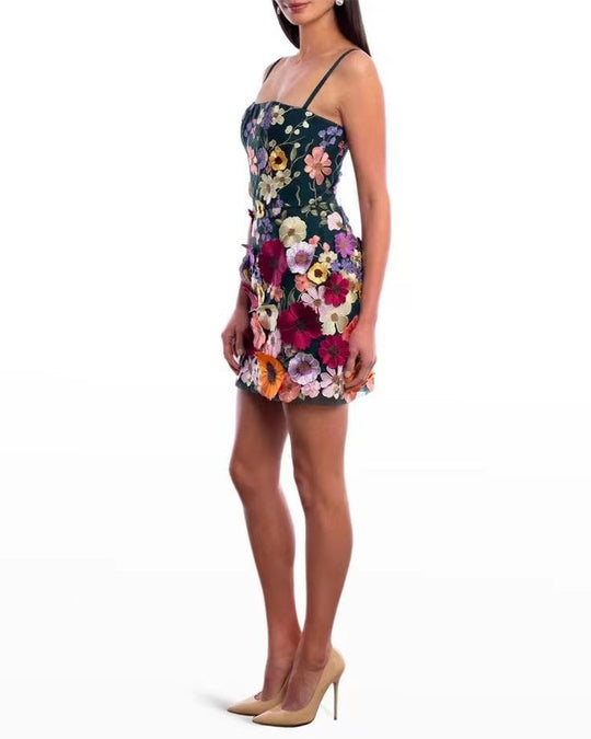 Damen Spitzenelegantes Cocktailkleid mit floralen 3D-Applikationen EB