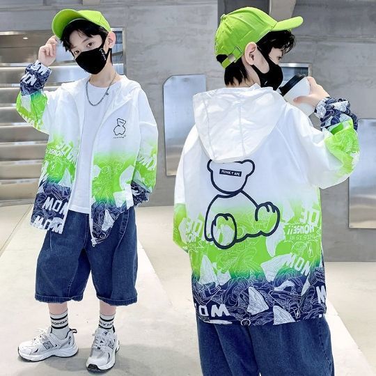 Unisex nan leichte winddichte Kapuzenjacke mit allover Grafikprint und reflektierenden Einsätzen für Kinder  EB