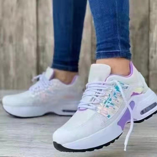 Damen Sportliche Sneakers mit glänzenden Akzenten EB
