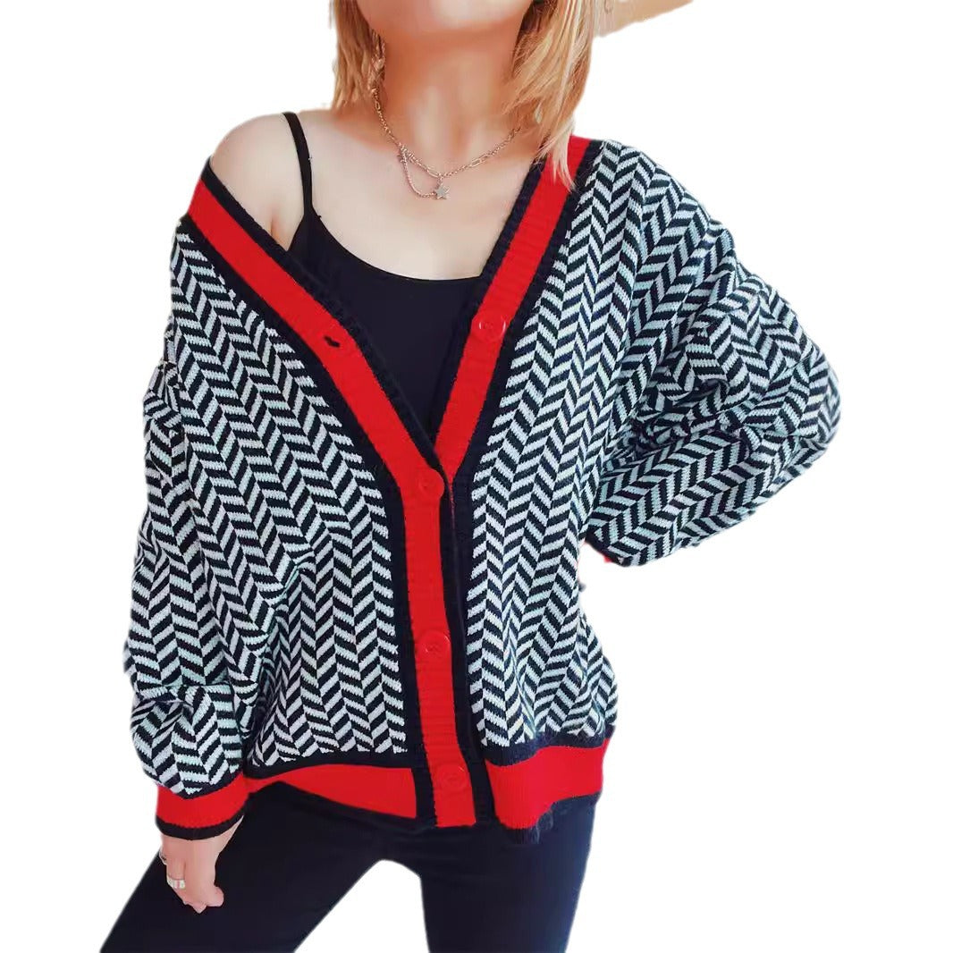 Damen Übergroße Strickjacke mit auffälligem Zickzackmuster und bunten Knöpfen EB