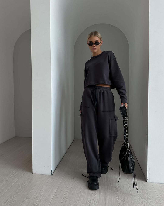 Damen kurzes Sweatshirt mit Kordelzug und Oversize-Ärmeln EB