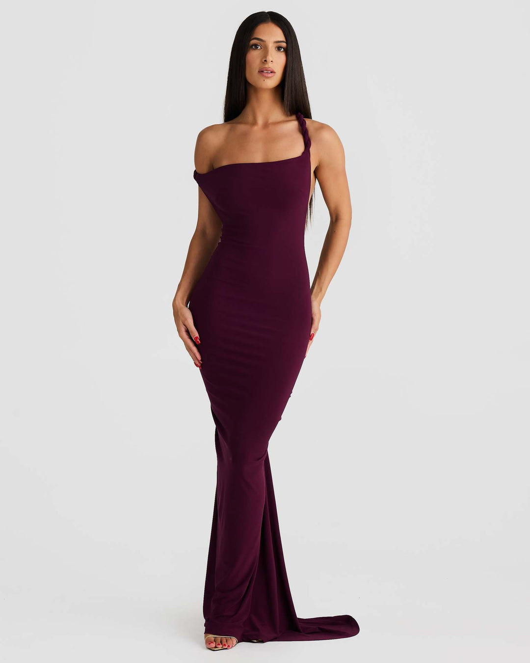 Damen Elegant geschnittenes Abendkleid mit schulterfreiem Design und raffinierten Drapierungen EB