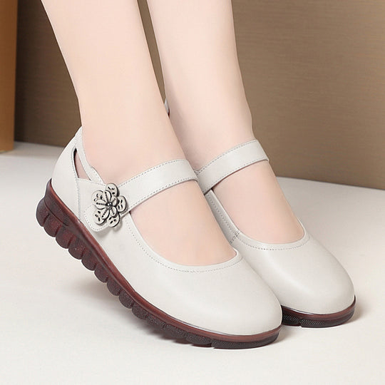 Damen Komfortable Ballerinas mit verstellbarem Riemen und dekorativem Blumenakzent EB