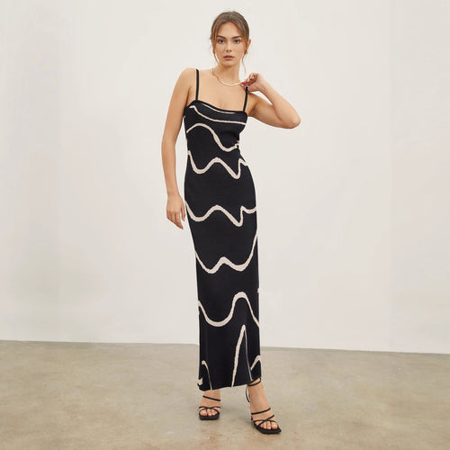 Damen Maxikleid mit modernem Wellenmuster und feinen Spaghettiträgern EB