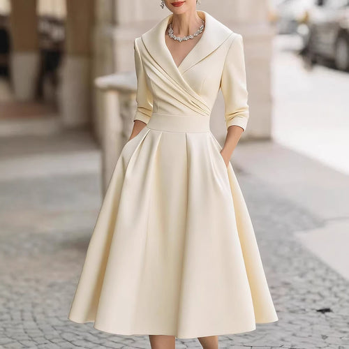 Damen nan elegantes Midikleid mit Wickeloberteil, Dreiviertelärmeln und Eingrifftaschen EB