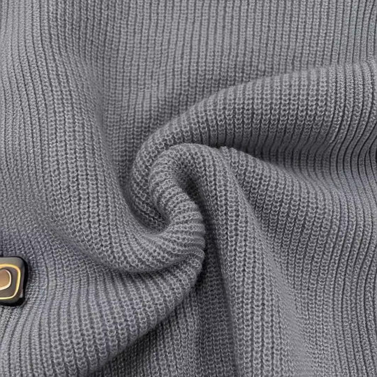 Damen Modisches Strickkleid mit hohem Kragen und oversize Schnitt EB