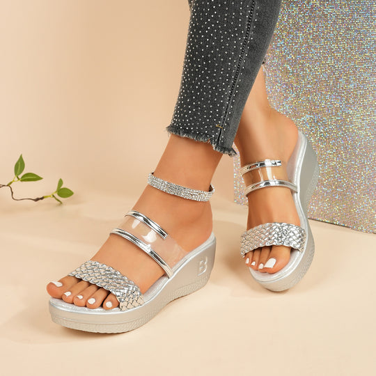 Damen Bequeme Mules mit dekorativer Flechtstruktur und elegantem Silberakzent EB