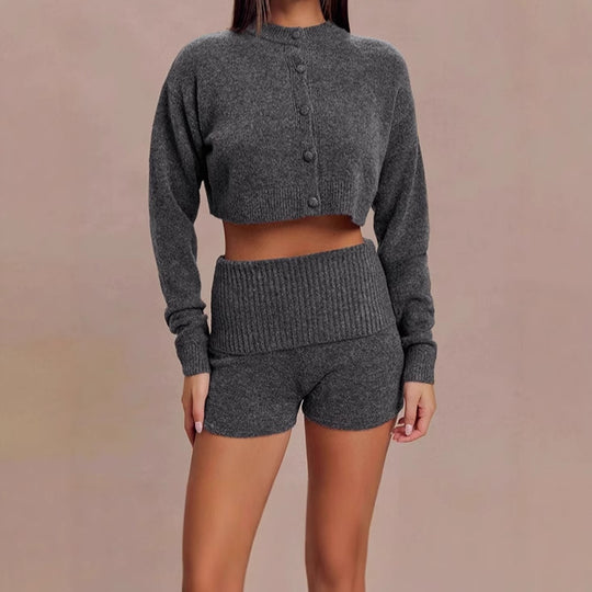 Damen Kurzer Strickpullover mit Rundhalsausschnitt und Knopfverschluss EB