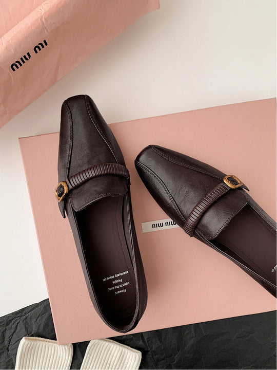 Damen Elegante Ballerina-Pumps mit einzigartiger Schnallenverzierung EB