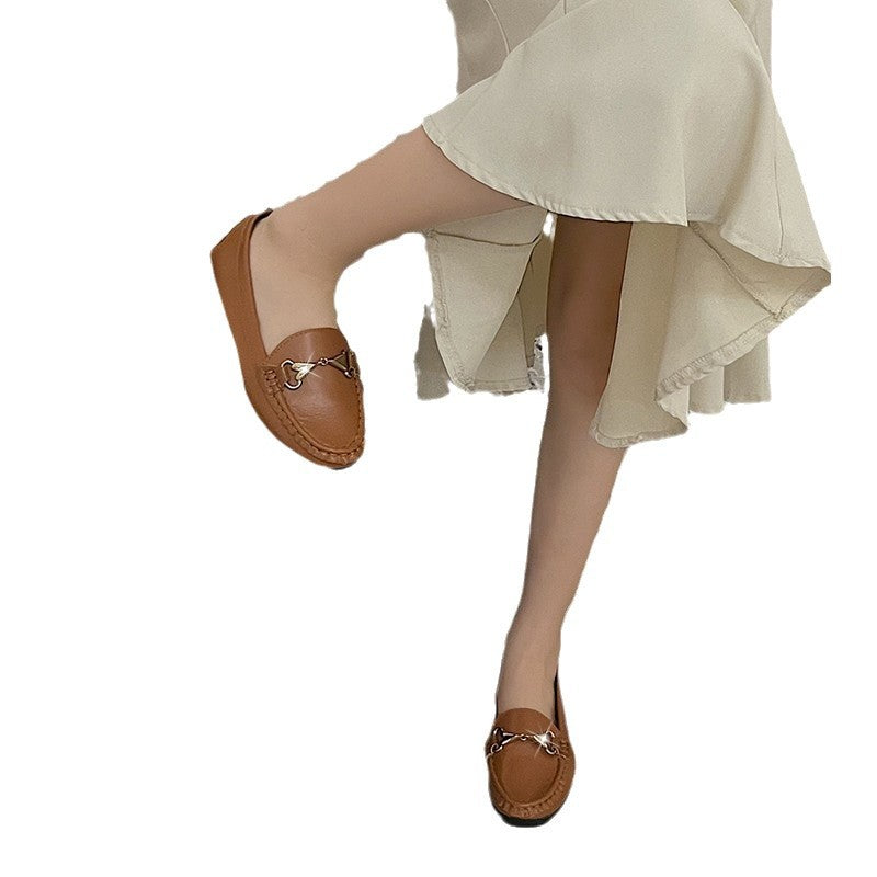 Damen Mokassin-Slipper mit modischen goldenen Akzenten EB