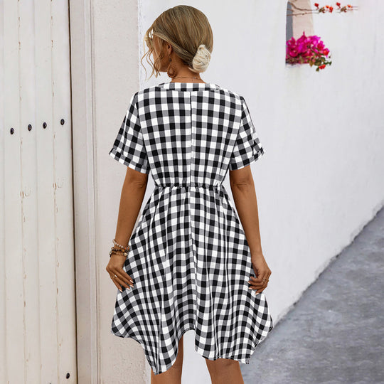 Damen Midikleid mit V-Ausschnitt, tailliertem Kordelzug und karierter Optik EB