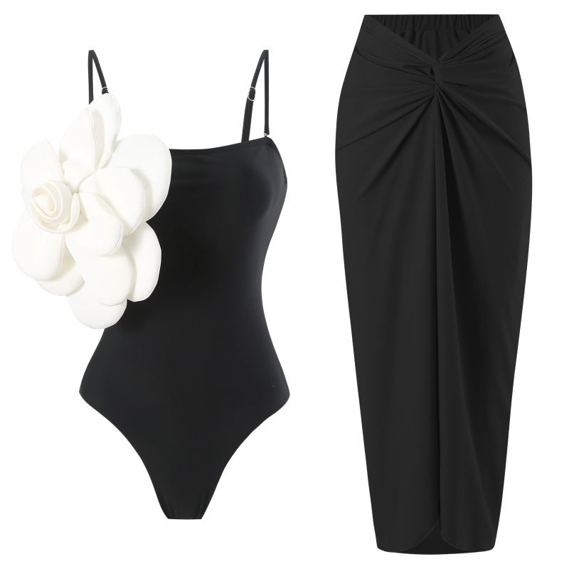 Damen Einteiler Badeanzug mit modischem Blumendesign und passendem Wickelrock EB