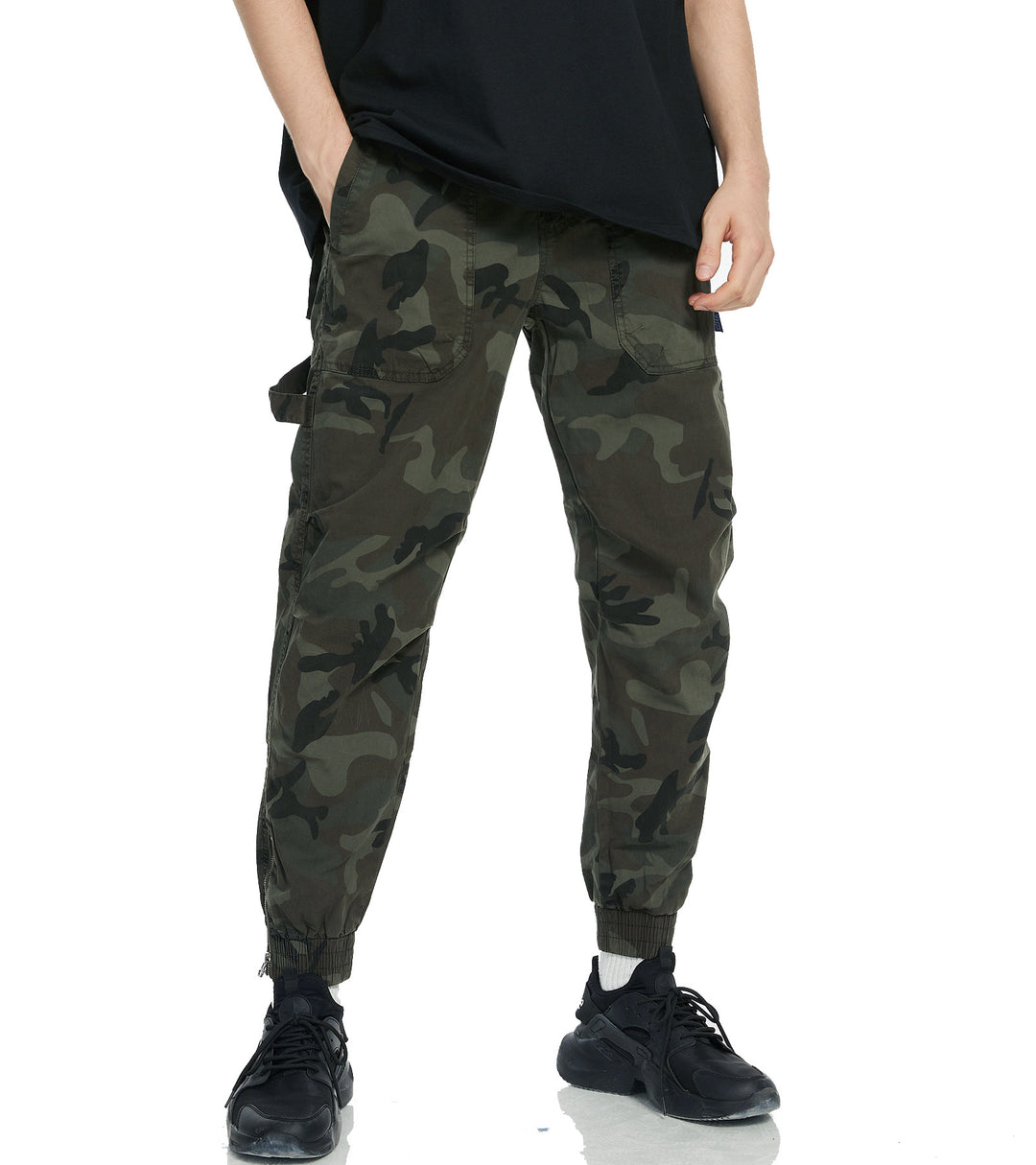 Herren Cargohose mit praktischen Taschen und Bündchen EB