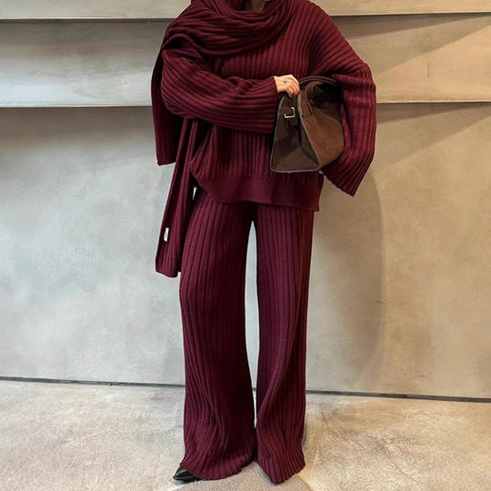 Damen Strickanzug mit weitem Schnitt und eleganten Rippdetails EB