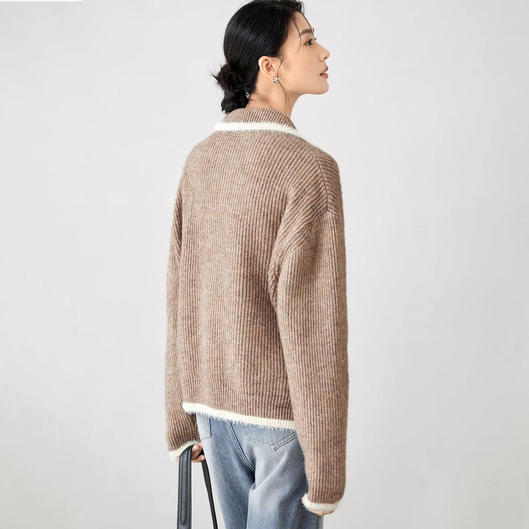 Damen Flauschiger Strickcardigan mit praktischen Taschen und hohem Kragen EB