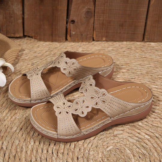 Damen Clogs mit floraler Perforation und gepolstertem Fußbett EB