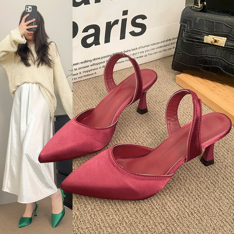 Damen Slingback-Pumps mit spitzer Kappe und bequemem Blockabsatz EB