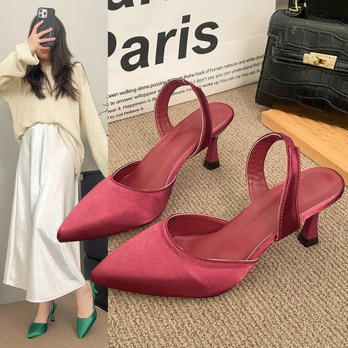 Damen Slingback-Pumps mit spitzer Kappe und bequemem Blockabsatz EB