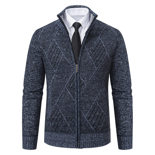 Herren modische Strickjacke mit hohem Kragen und stilvollem Zopfmuster EB