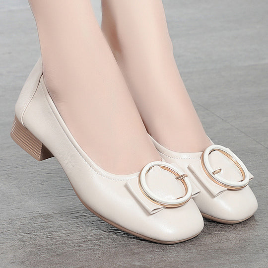 Damen Elegante Ballerinas mit modischem Schmuckdetail und komfortablem Absatz EB