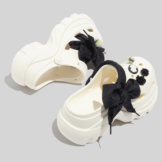 Damen Modische Clogs mit dekorativen Applikationen und komfortabler Sohle EB