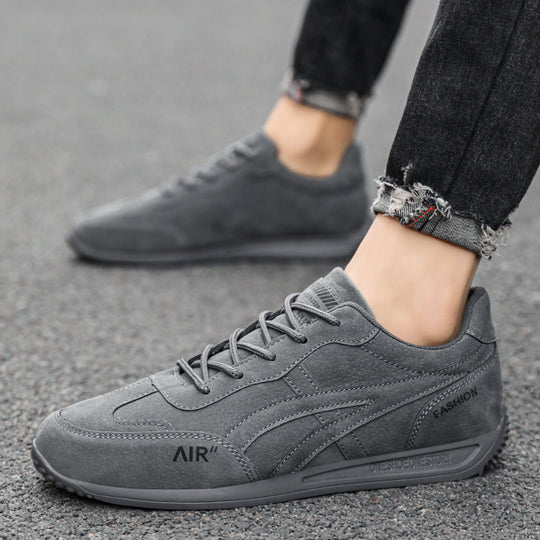 Damen Sportliche Sneakers aus weichem Wildleder mit atmungsaktiver Sohle EB
