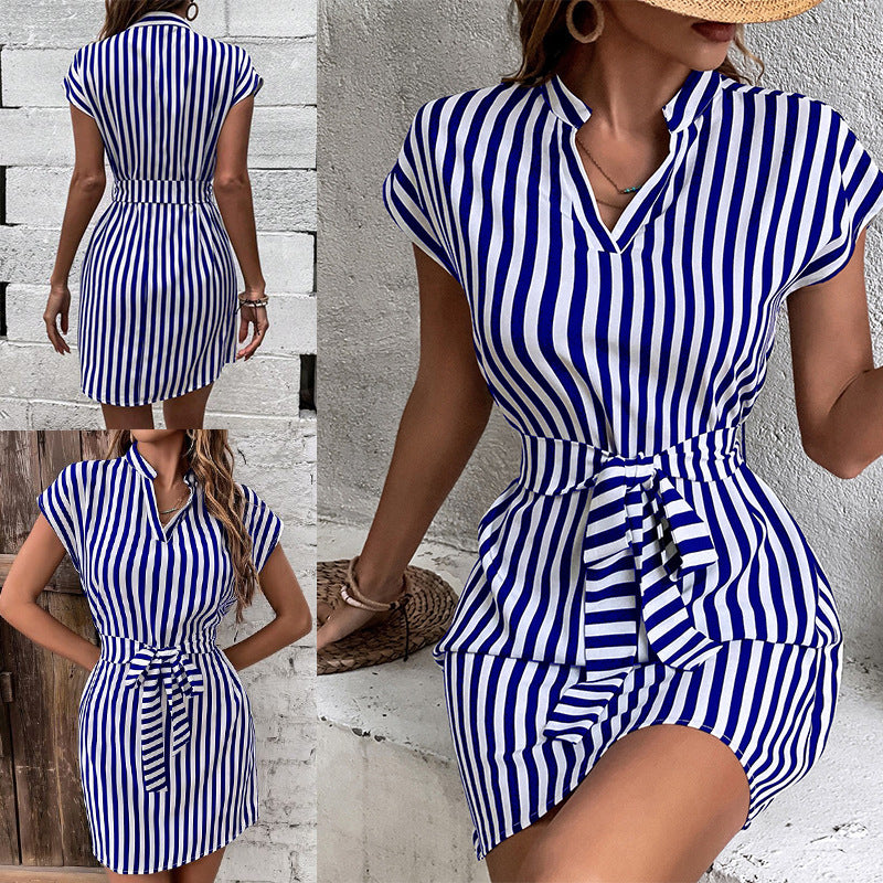 Damen Hemdblusenkleid mit taillierbarem Gürtel und modernem Streifenmuster EB