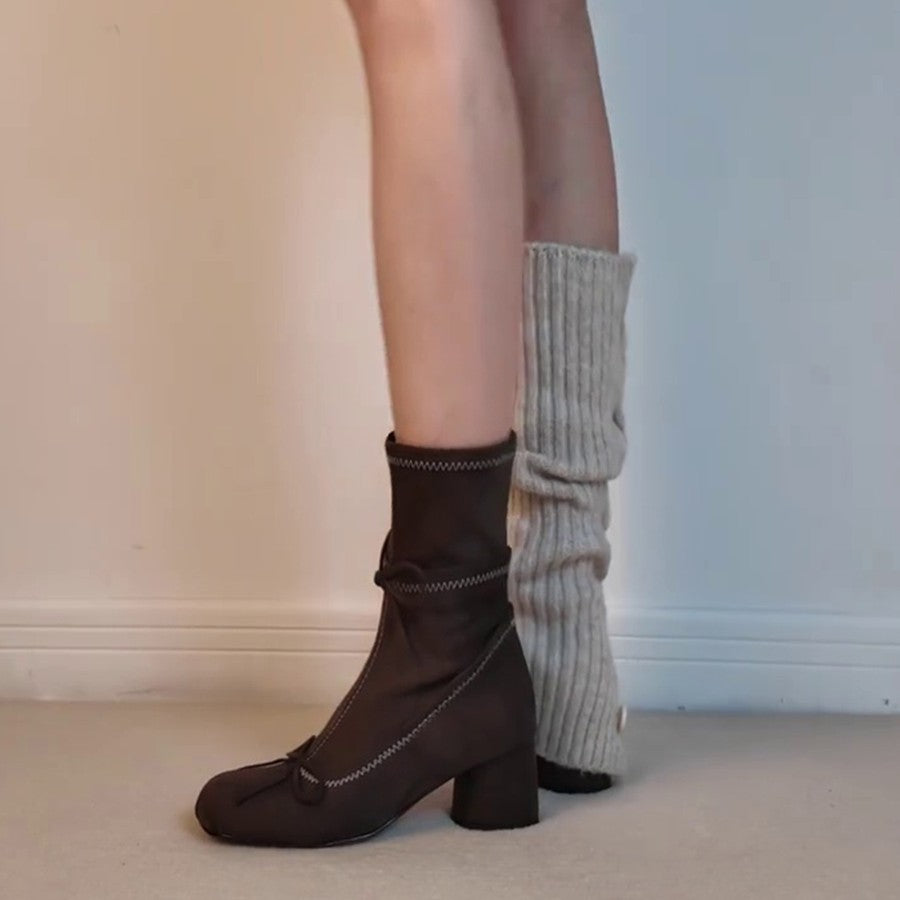 Damen Elegante Stiefeletten mit modischem Schnürdesign und geschmeidigem Wildleder EB