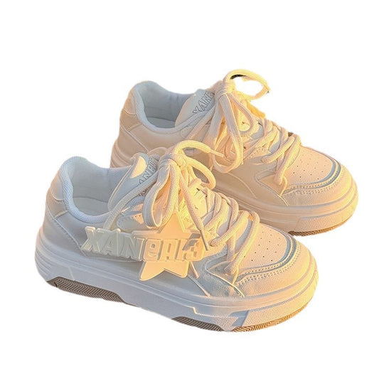 Damen Comfort Sneakers mit modischer Silhouette EB