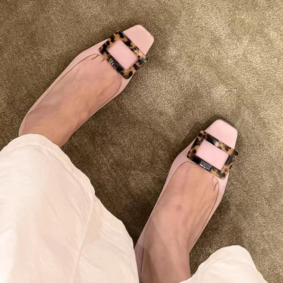 Damen Ballerinas mit quadratischem Zehenbereich und modischem Kastenschließe EB