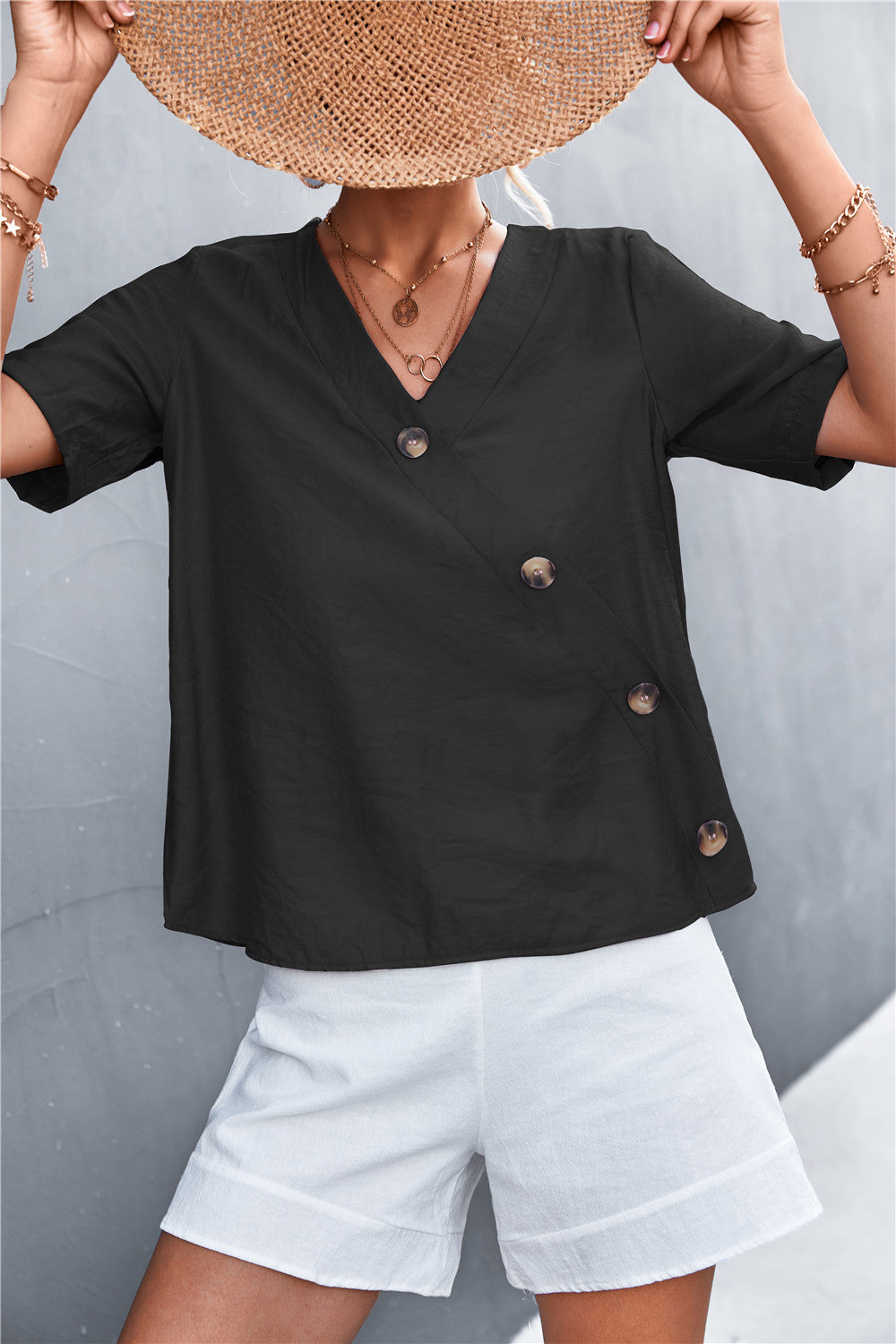 Damen lässige Bluse mit Wickeloptik und Knopfdetails EB