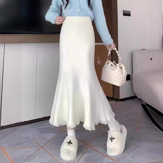 Damen Eleganter Maxirock mit voluminösem Saum und fransigen Details EB