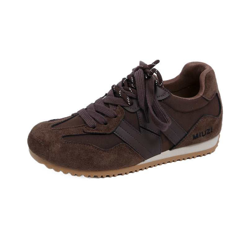 Damen Sportliche Sneakers mit atmungsaktiver Obermaterialstruktur und dämpfendem Sohlenprofil EB