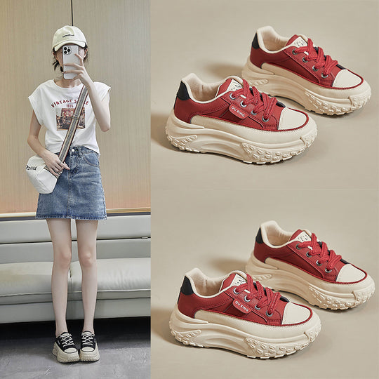 Damen Sportliche Chunky Sneakers mit trendigen Details EB