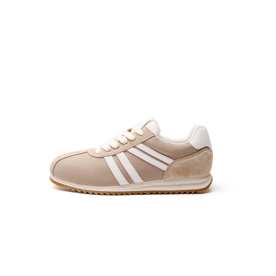 Damen Retro-Laufsneaker mit eleganter Wildleder-Applikation EB