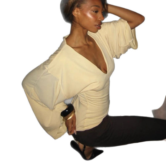 Damen nan tailliertes Langarm-Cropped-Shirt mit V‑Ausschnitt, überschnittener Schulter und soften Jersey-Qualität EB