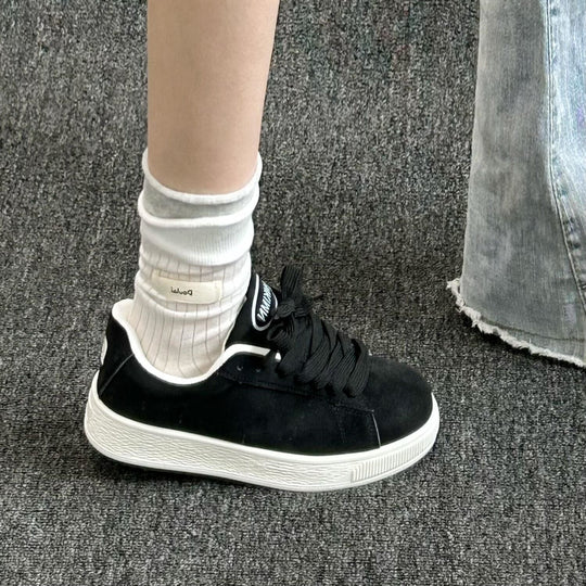 Damen Sportliche Freizeitsneaker mit atmungsaktiver Oberflächenstruktur und rutschfester Sohle EB