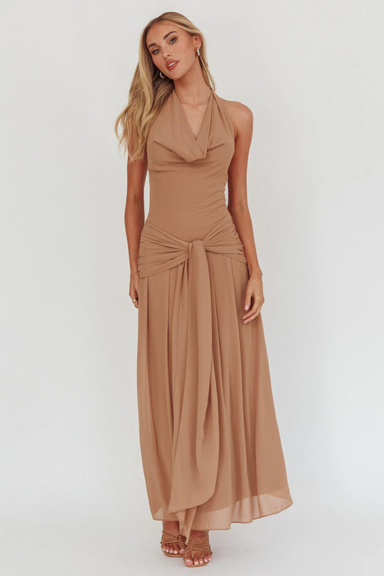 Damen Elegantes langes Abendkleid mit raffiniertem Halternetz EB