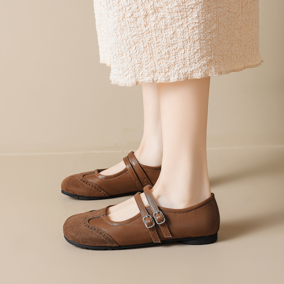 Damen Schuhwerk mit doppeltem Riemen und eleganter Perforation EB
