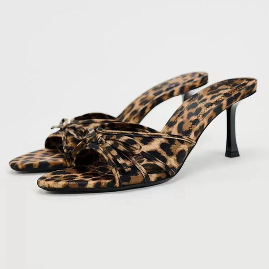 Damen elegante Slingback-Strandsandalen mit filigranem Riemendesign EB