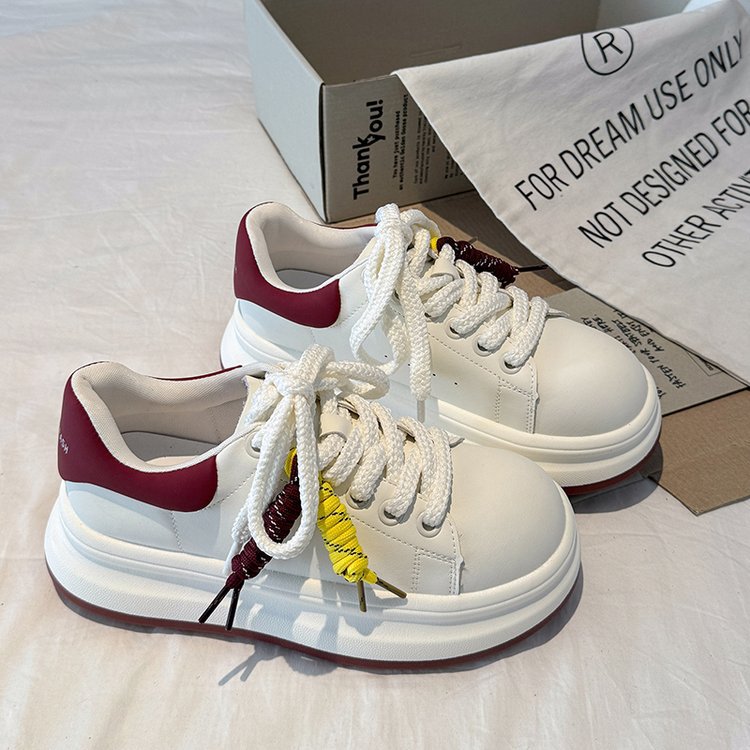 Damen Modische Sneakers mit robustem Sohlenprofil und innovativem Schnürsystem EB