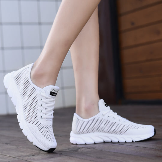 Damen Lauf- und Freizeitschuhe mit atmungsaktivem Obermaterial und flexibler Sohle EB
