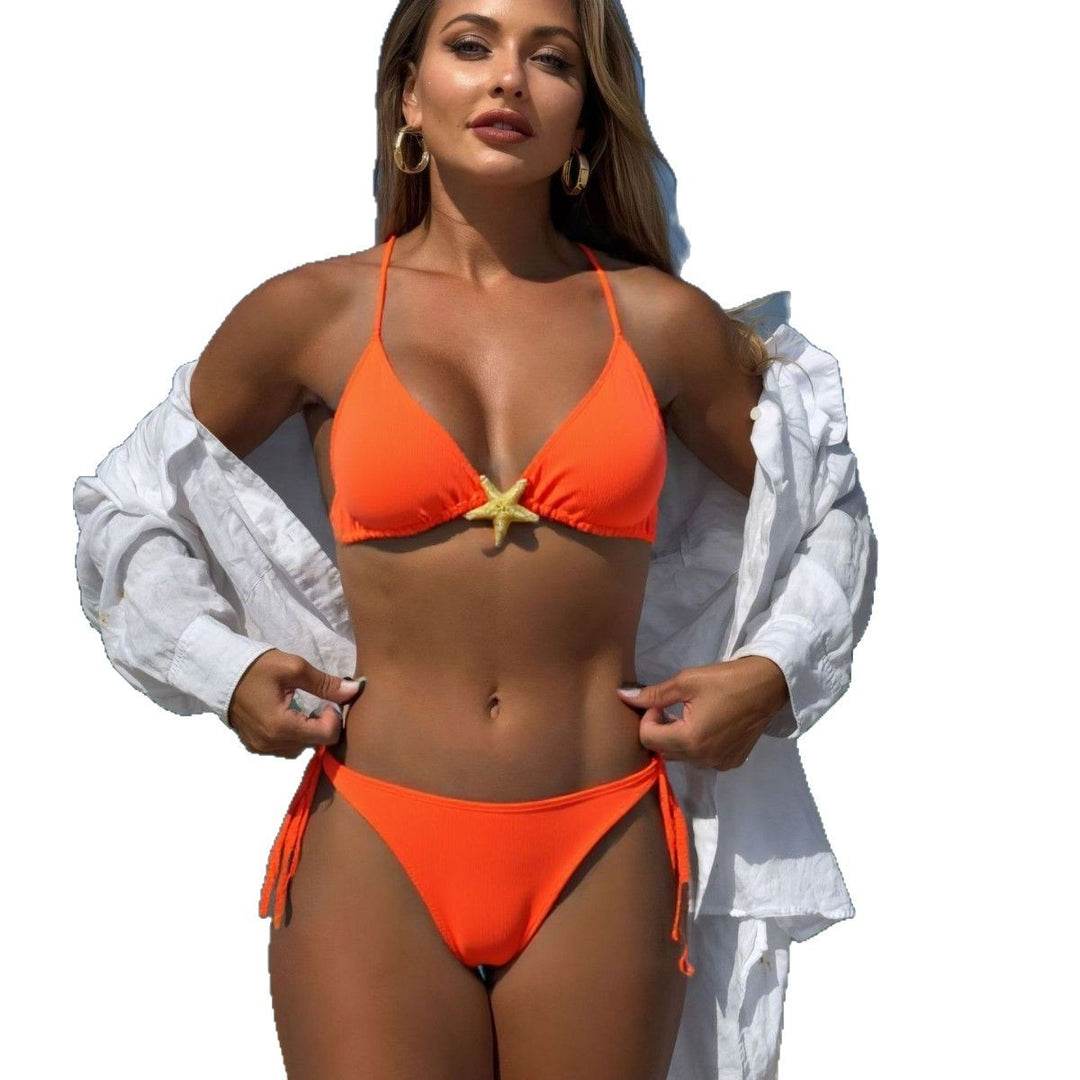 Damen Triangel-Bikini mit raffinierten Rüschen und verspielten Akzenten EB
