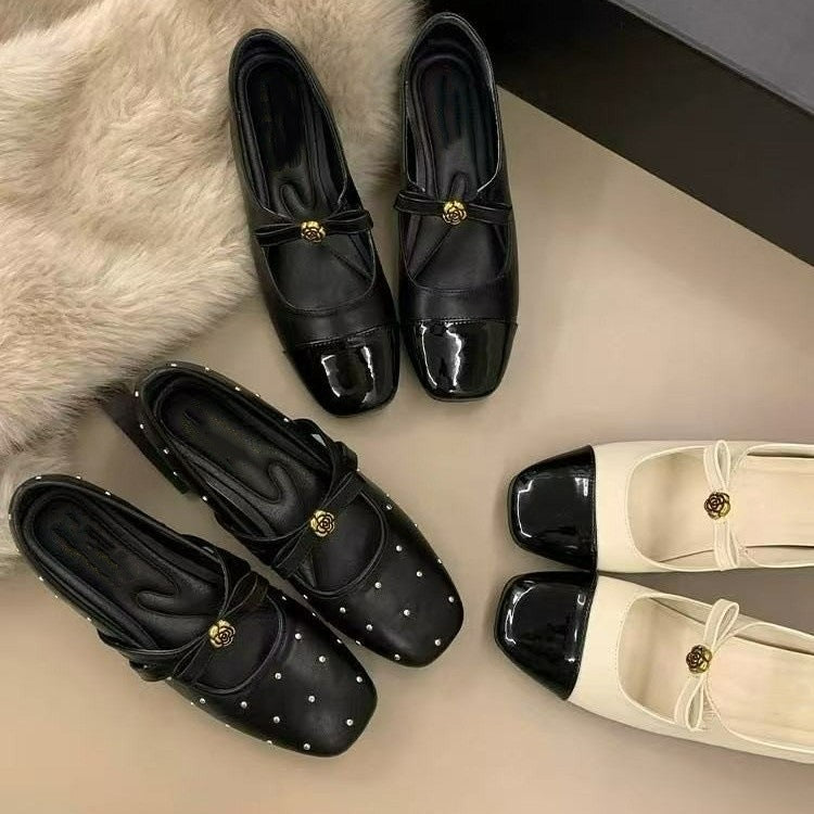 Damen Ballerina Schuhe mit elegantem Riemen und hochwertiger Lackspitze EB