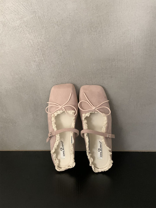 Damen elegante Ballerinas mit zartem Riemchen und Spitzenbesatz EB
