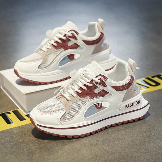 Damen Sportliche Sneakers mit luftiger Mesh-Oberfläche und dämpfender Sohle EB