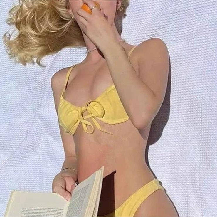 Damen Triangel-Bikini mit verstellbaren Trägern und hochwertigem Rippmaterial EB