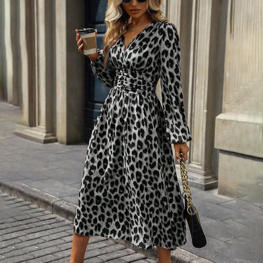 Damen Midi-Kleid mit Wickeloptik und Tiermotiv EB