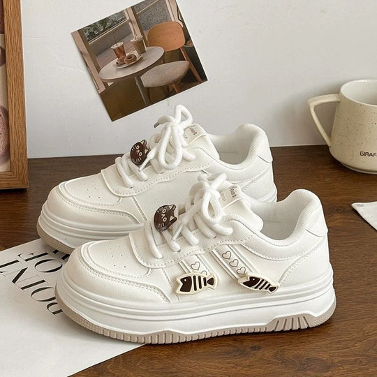 Damen Niedrigprofil Sneakers mit verspieltem Tiermotiv EB